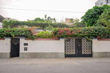 Eden Garden Villa By Jadecaps Nr Mg Road Garden Bangalore Eksteriør billede